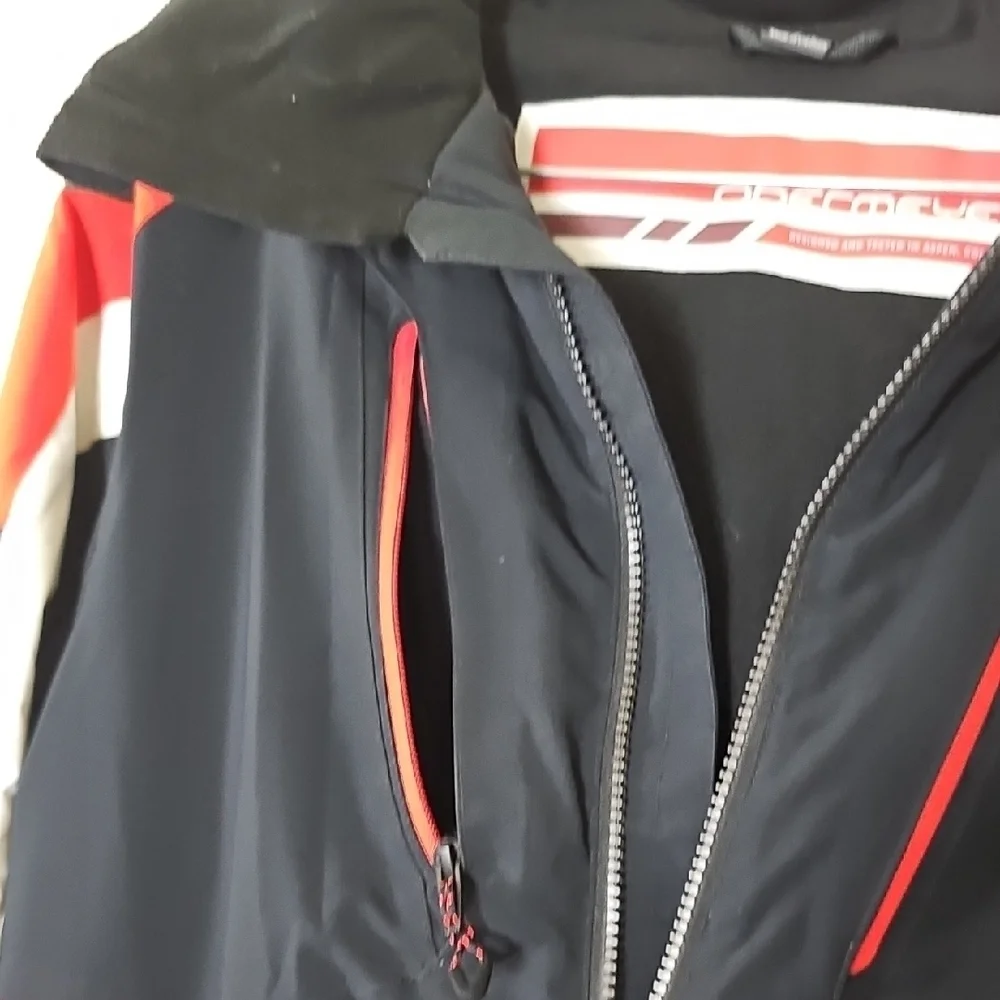 Obermeyer Hooded Teen Boy's Black Jacket with Red Highlights Size L (14-16)